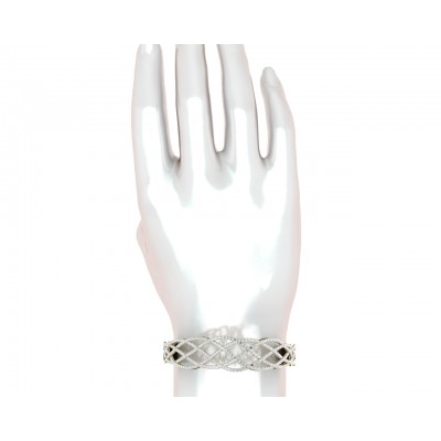 Daanya Exquisite Diamond Bangle